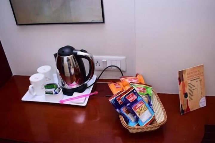 Breakfast/Coffee Service 17 of 39