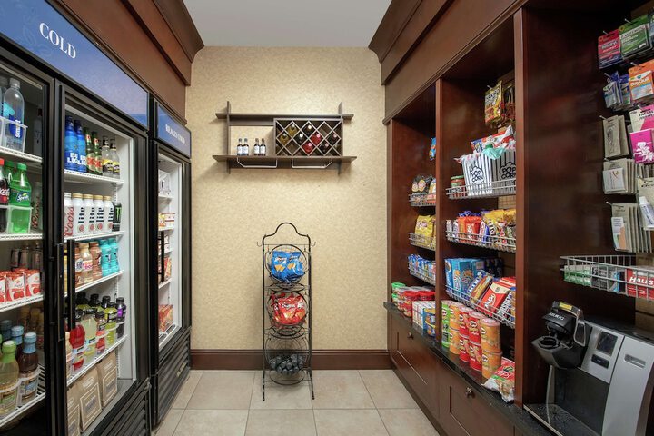 Snack bar