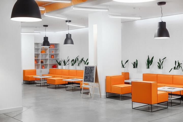 Entrance & Lobby