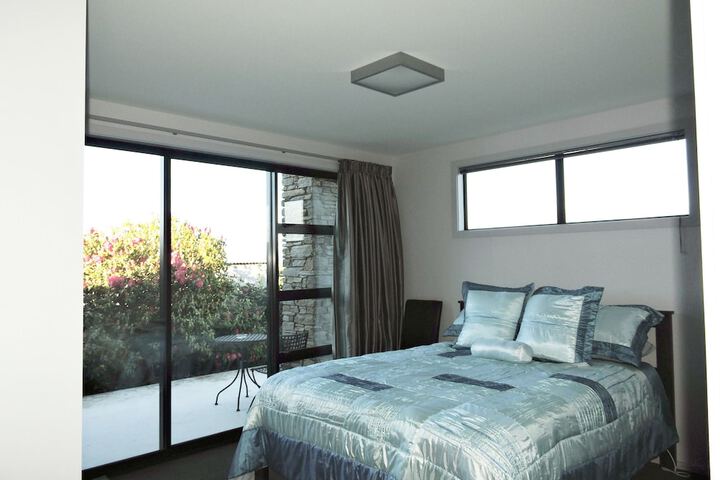 Room 2 of 46
