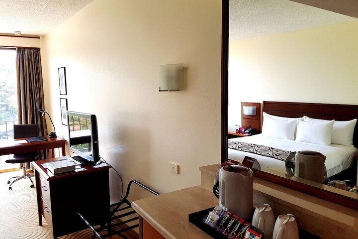 Room 7 of 57