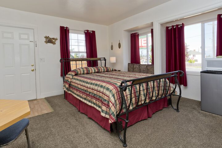 Room 9 of 51