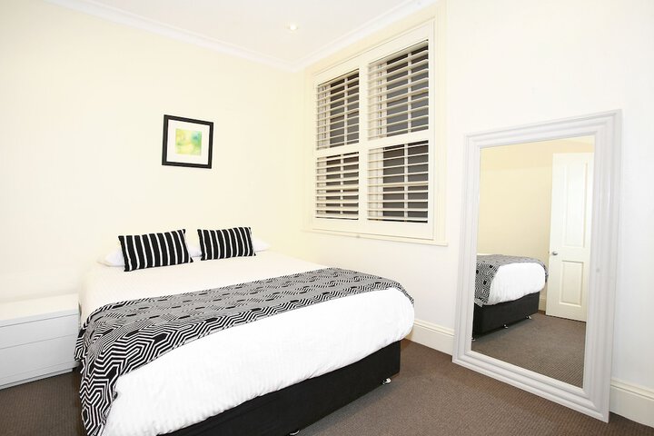 Room 2 of 12