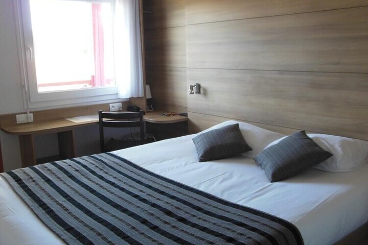 Room 8 of 23