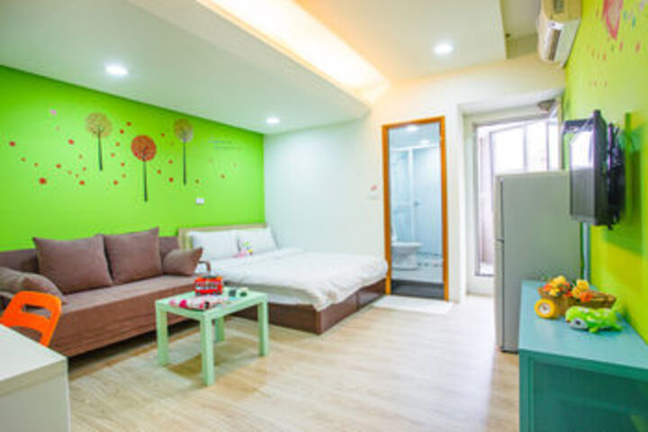 Room 13 of 29