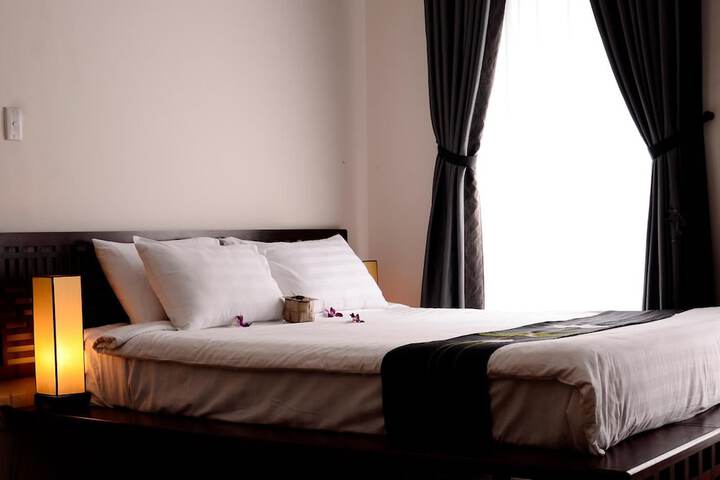 Room 13 of 52
