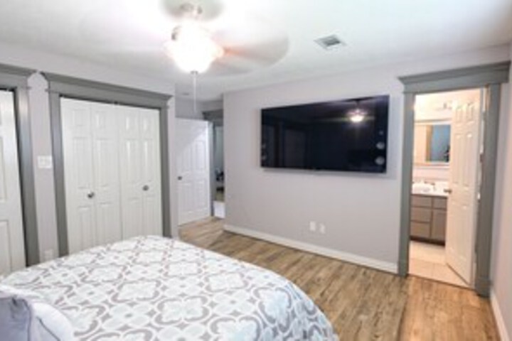 Room 30 of 38
