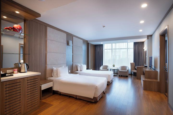 Room 5 of 41