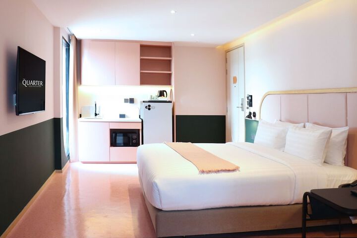 Room 16 of 155