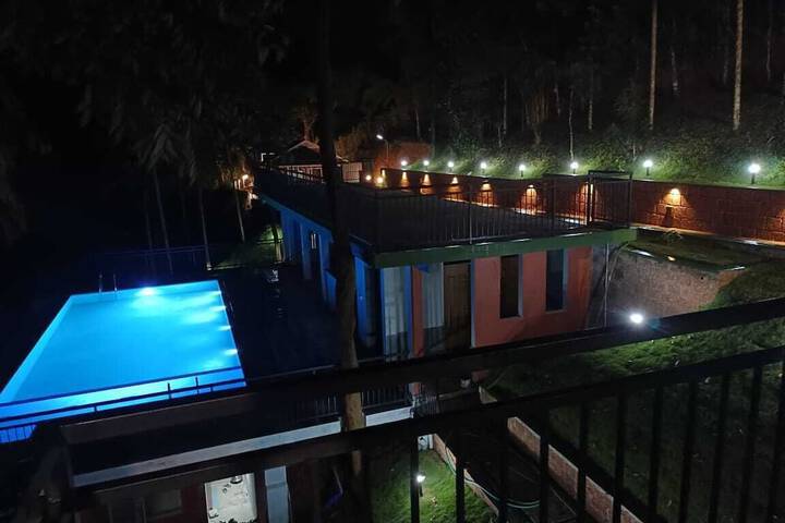 Pool 5 of 7
