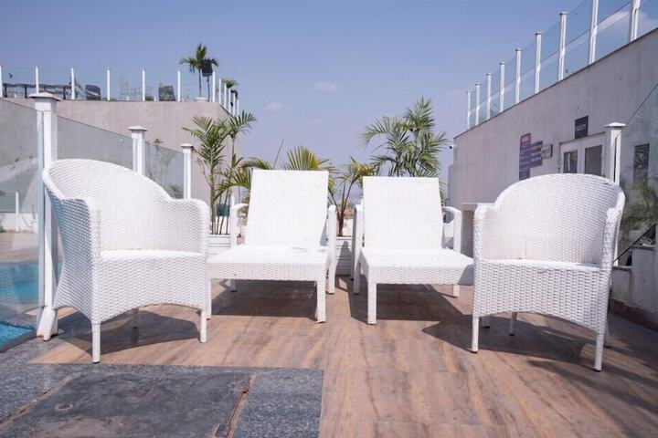 Terrace/Patio 19 of 30