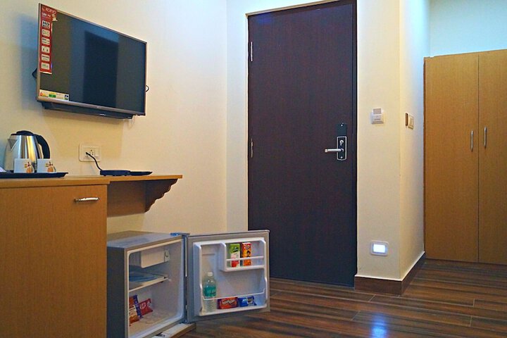 Lounge 75 of 114