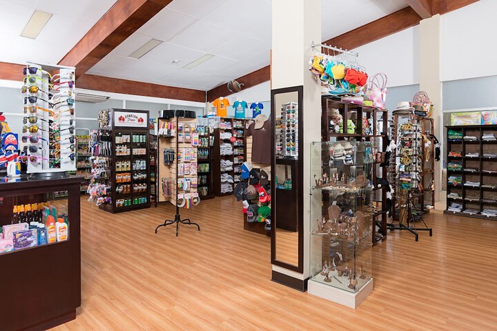 Gift Shop 53 of 67