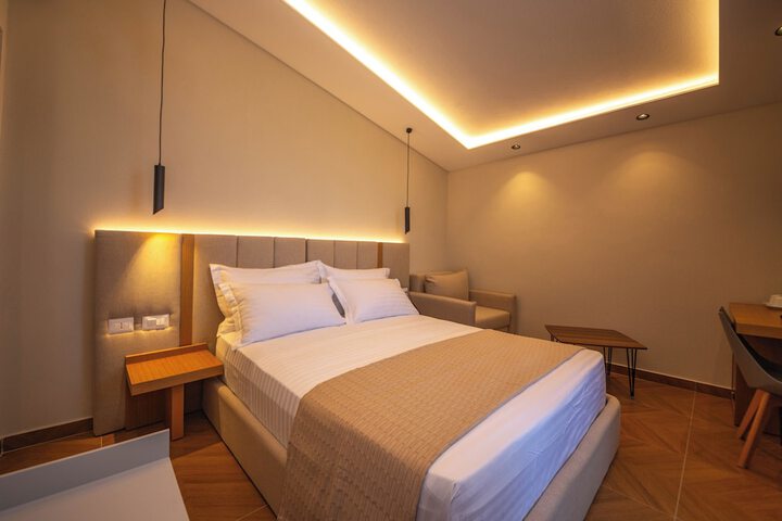 Room 28 of 95