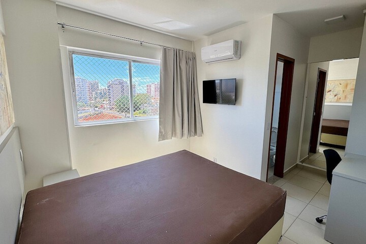 Room 3 of 146
