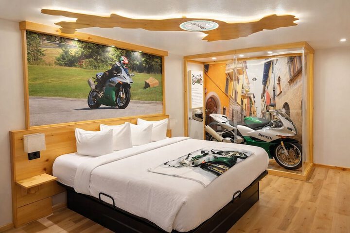 Room 30 of 57