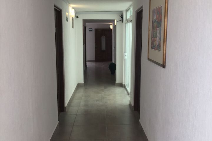 Ballroom/Hall 14 of 15