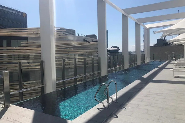 Pool 10 of 16
