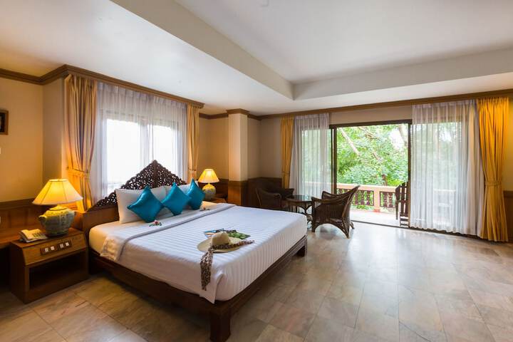 Room 25 of 111