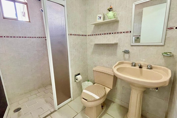 Room 19 of 32