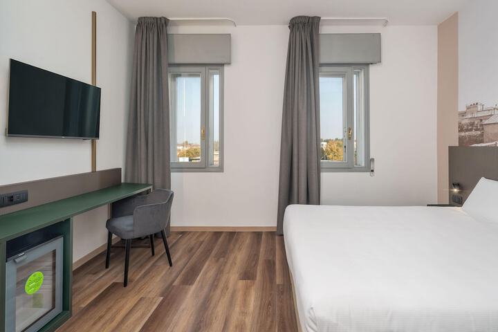 Room 22 of 54