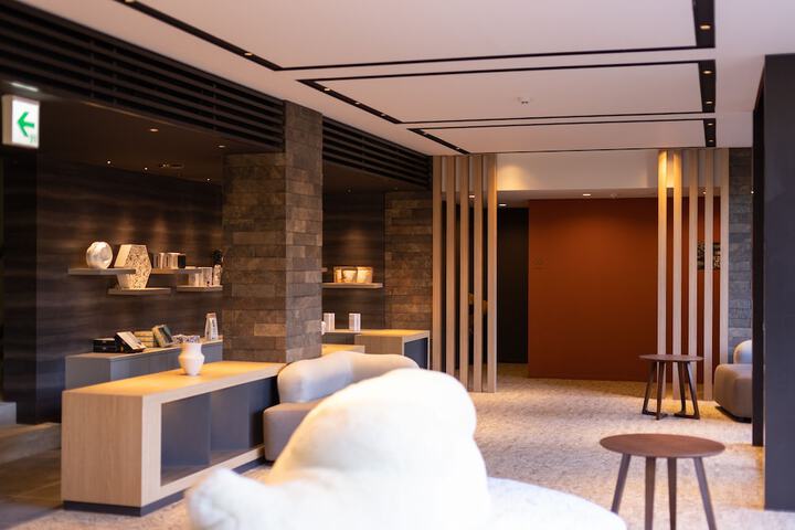 Hotel Interior 8 of 126