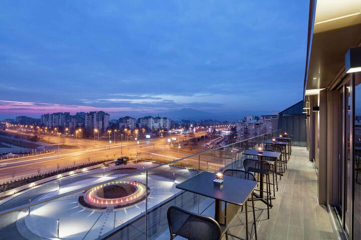 Terrace/Patio 85 of 89