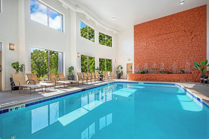 Hotel with Pool