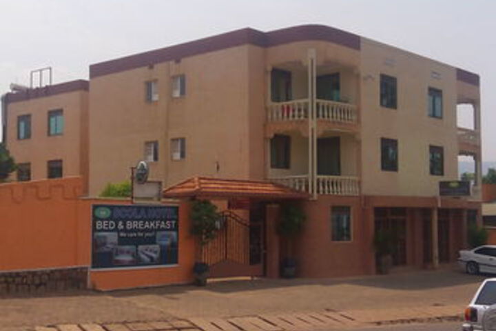 Scola Hotel & Apartment