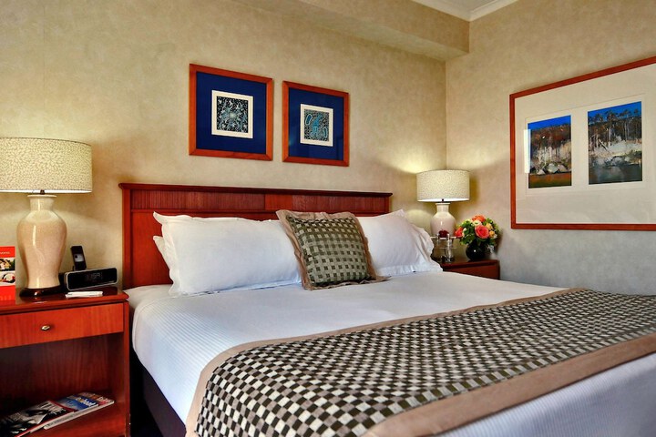 Room 22 of 66