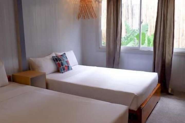 Room 15 of 38