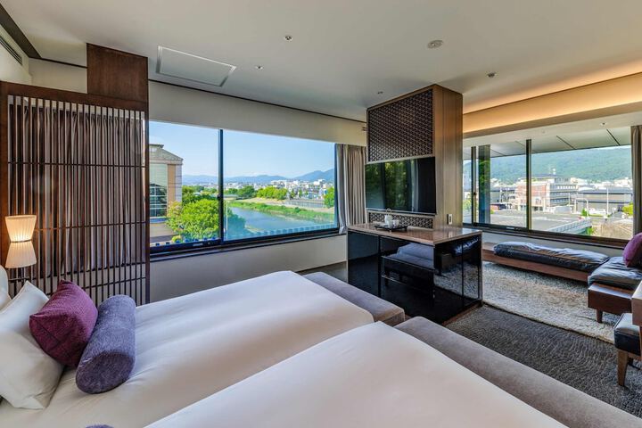 Exterior of SOLARIA Nishitetsu Hotel Kyoto Premier