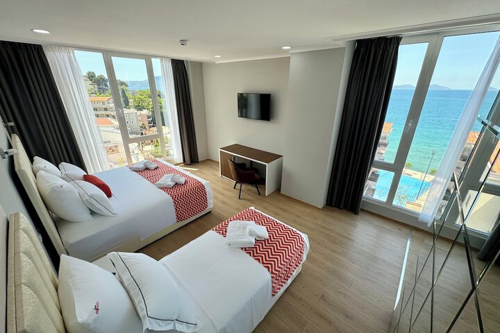 Room 21 of 191