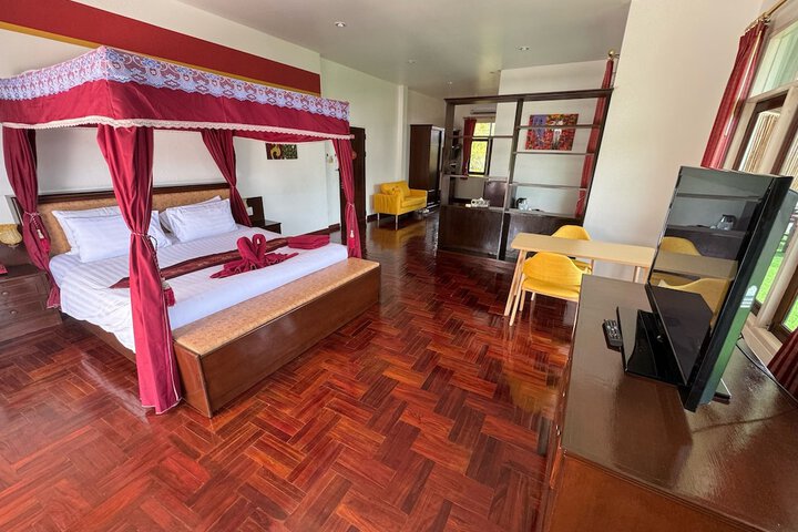 Room 25 of 159