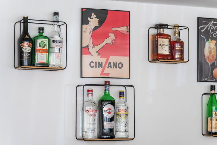 Lounge 63 of 71