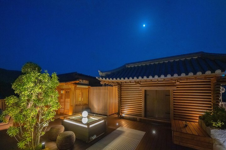 Terrace/Patio 177 of 188