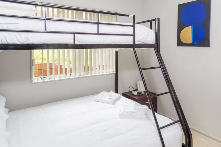 Room 9 of 9