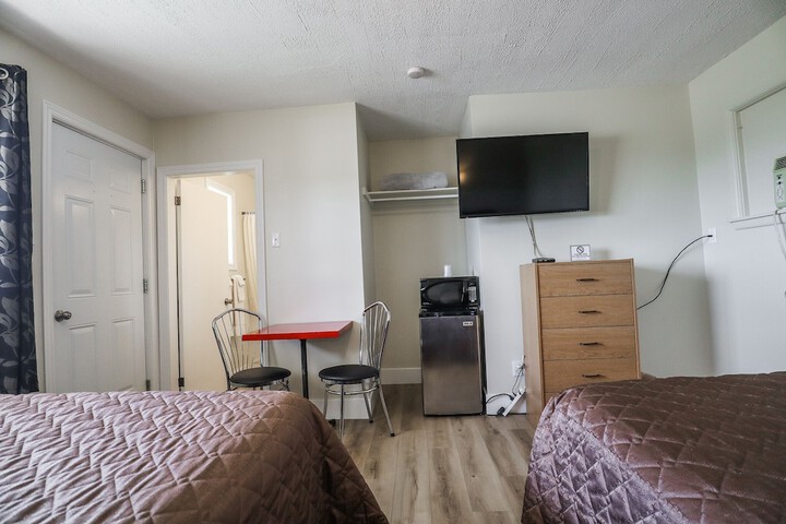 Room 14 of 27