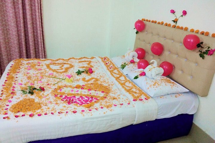 Room 8 of 35