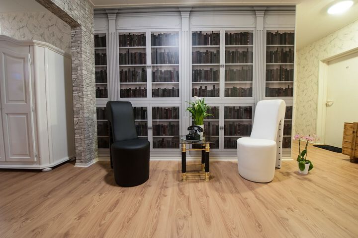 Lobby sitting area