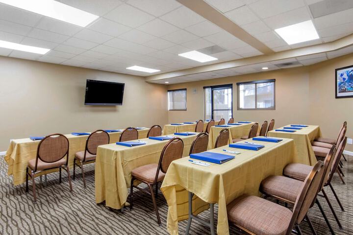Meeting facility