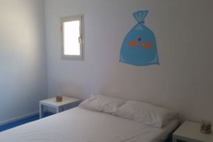 Room 19 of 33