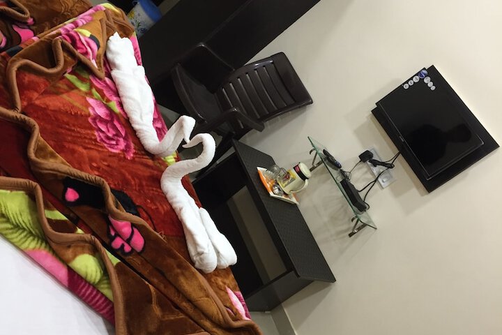 Room 6 of 7