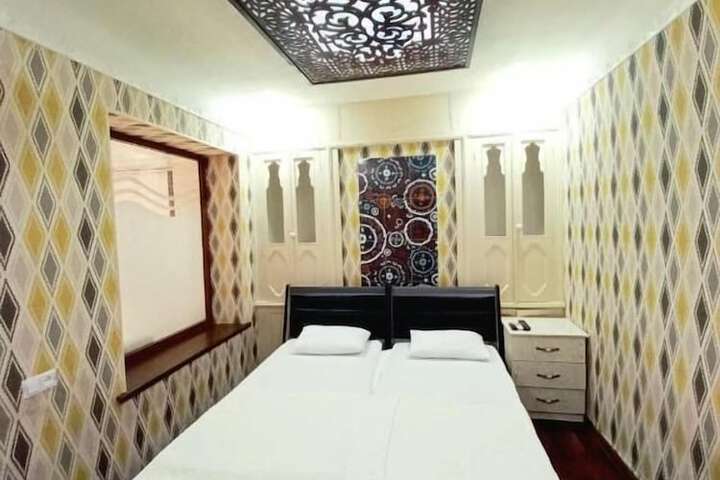 Room 16 of 41
