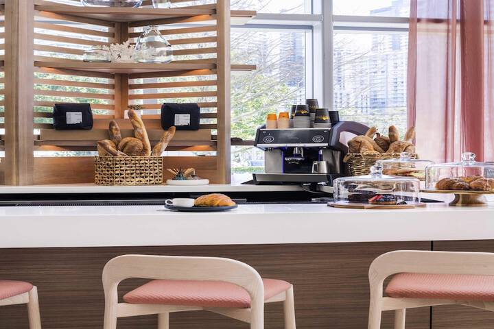 Breakfast/Coffee Service 56 of 97