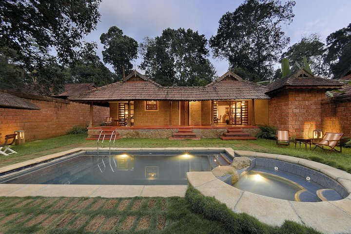 Pool 15 of 41