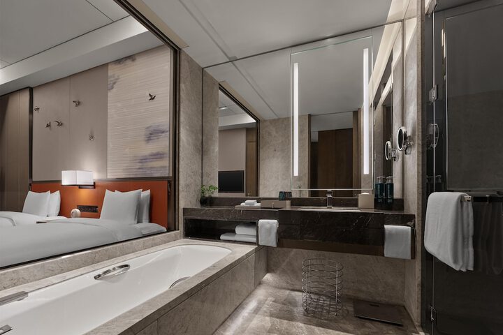 Room 46 of 88