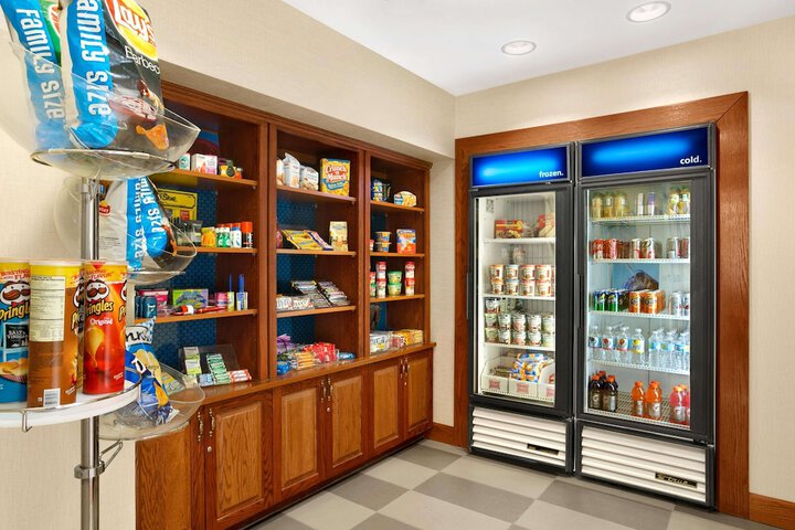 Snack bar