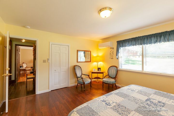 Room 12 of 42