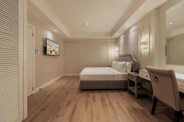 Room 15 of 78